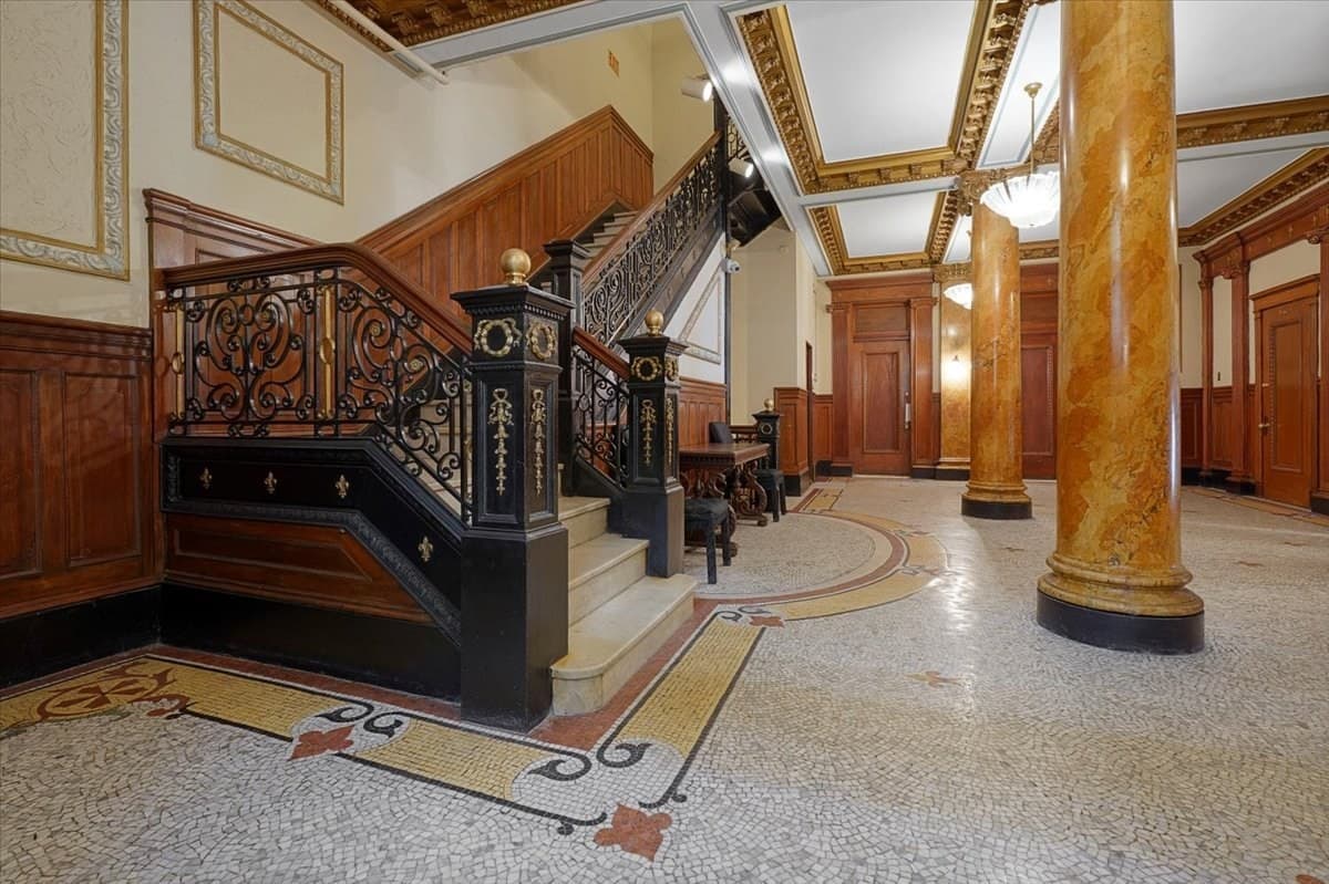 Condominium at 8 Garrison Street # 205, Boston MA 02116, photo 14 of 15