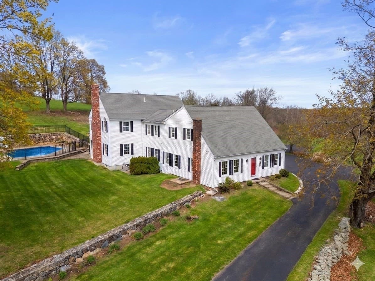 Residential at 63 Uxbridge Rd, Sutton MA 01590, photo 13 of 15