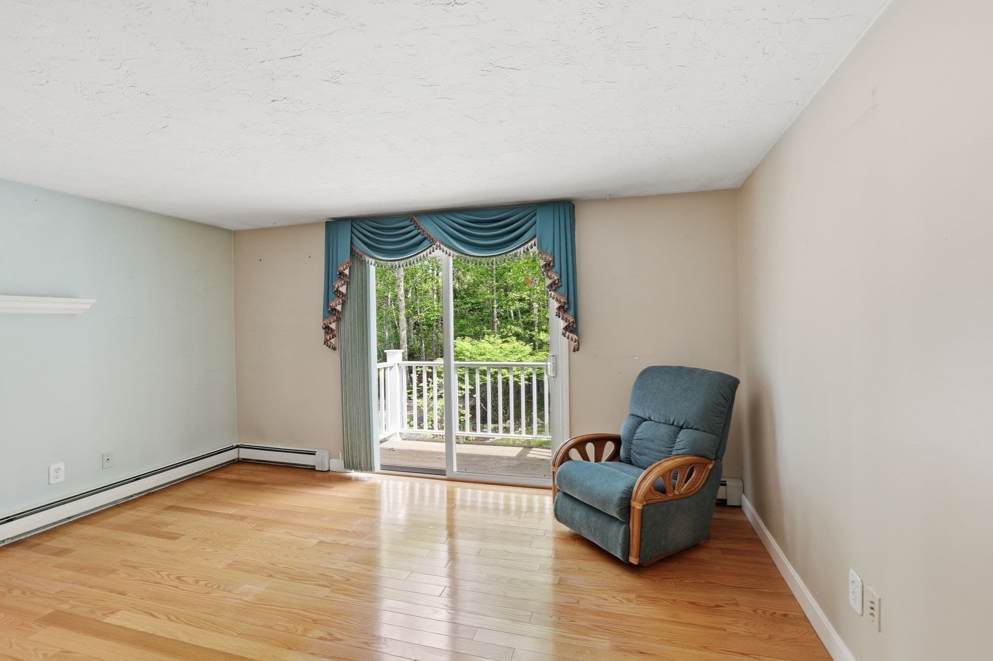 Single Family Residence at 17 Briggs Ave, Bourne MA 02532, photo 13 of 31