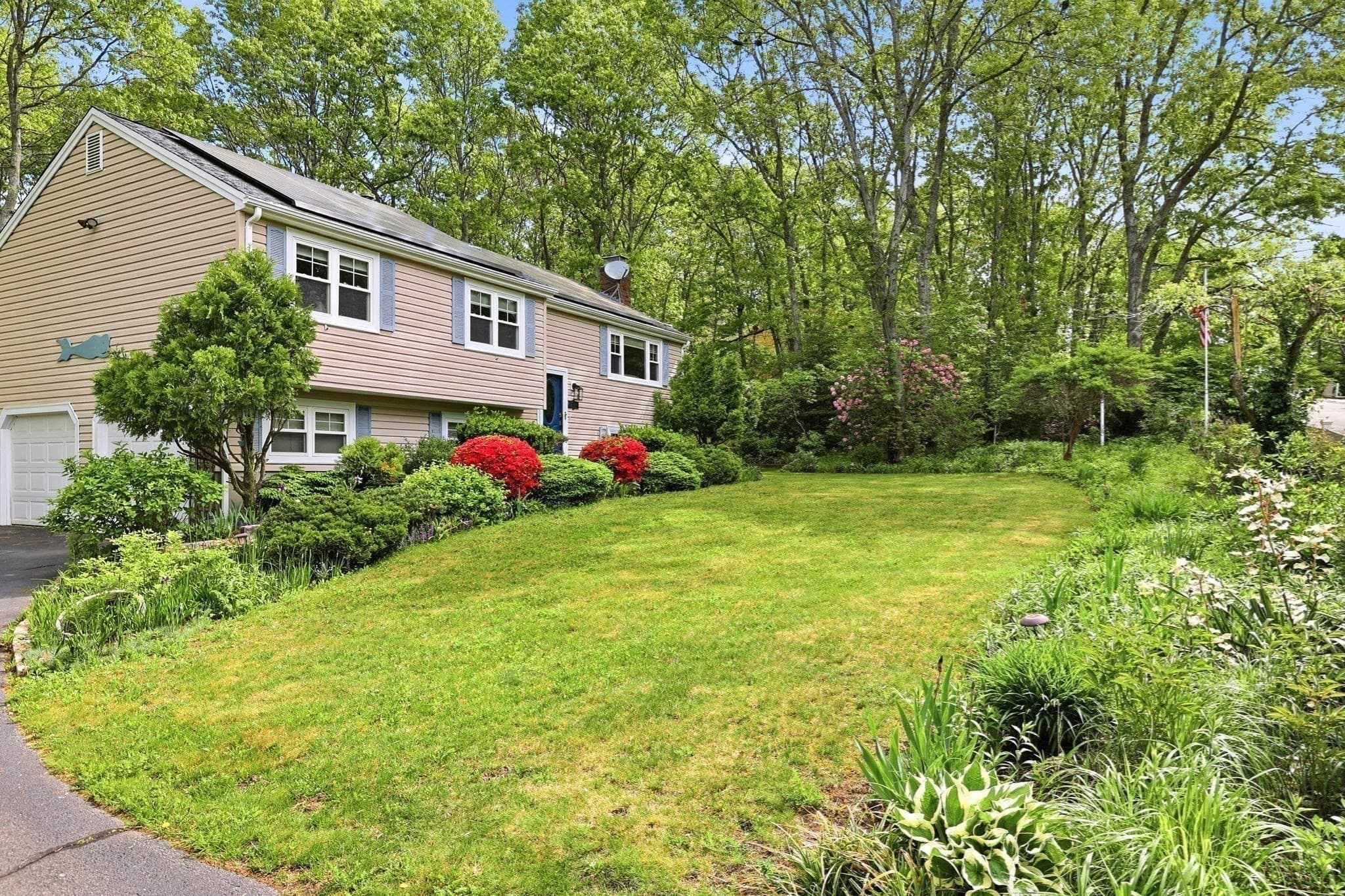 Single Family Residence at 17 Briggs Ave, Bourne MA 02532, photo 26 of 31