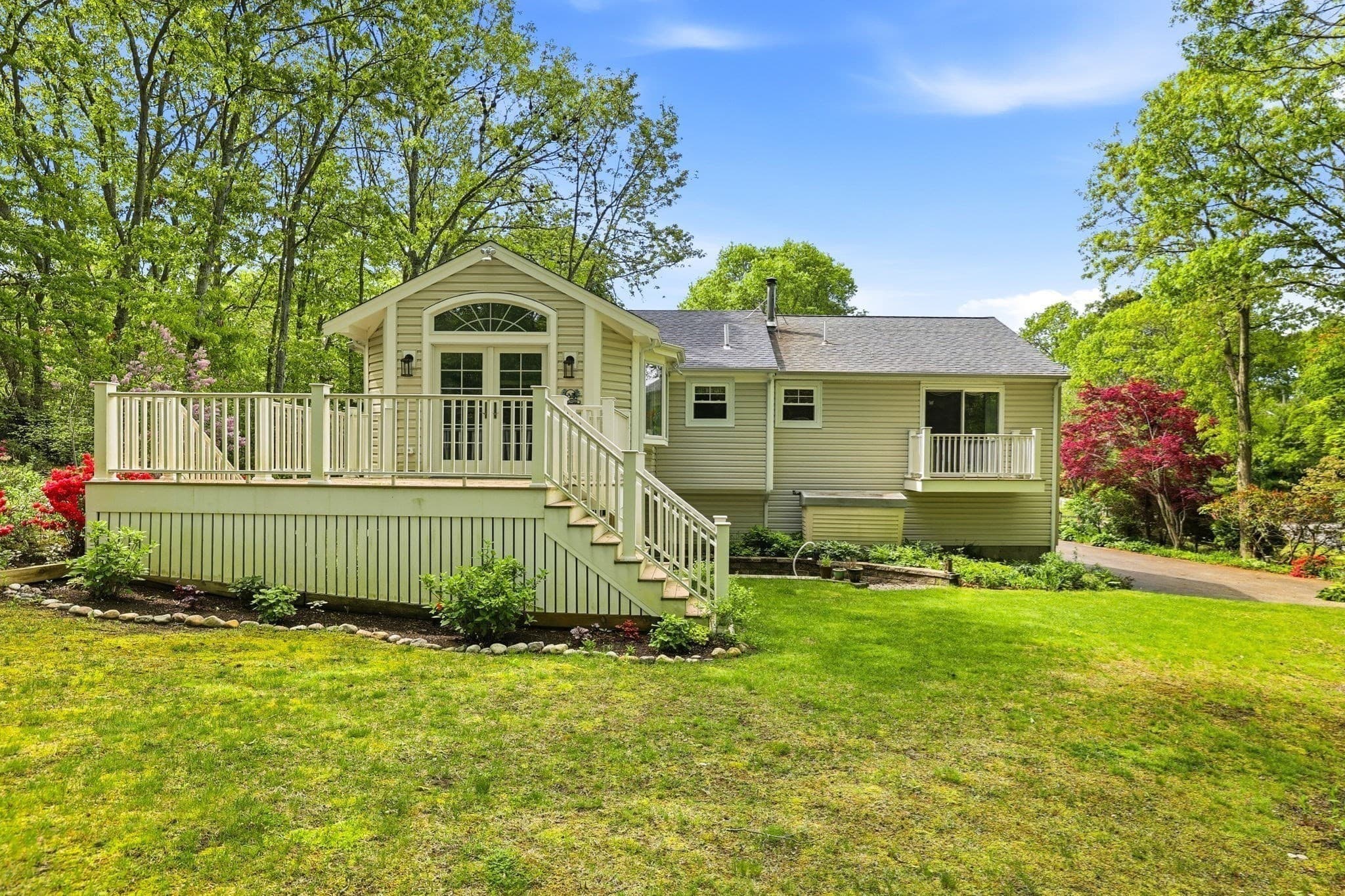 Single Family Residence at 17 Briggs Ave, Bourne MA 02532, photo 29 of 31