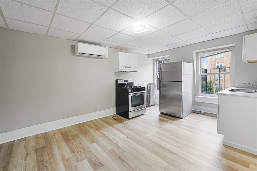 100 Appleton St, Lowell MA 01852 photo 23
