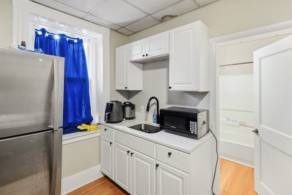 100 Appleton St, Lowell MA 01852 photo 28