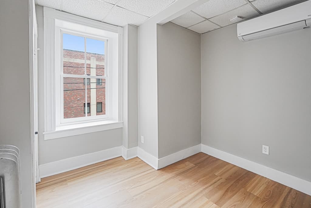100 Appleton St, Lowell MA 01852 photo 37
