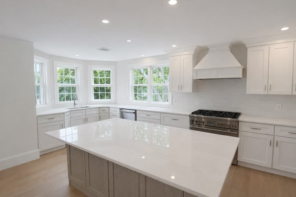 Single Family Residence at 66 Pleasant Street # 2, Marblehead MA 01945, Marblehead, photo 6 of 18