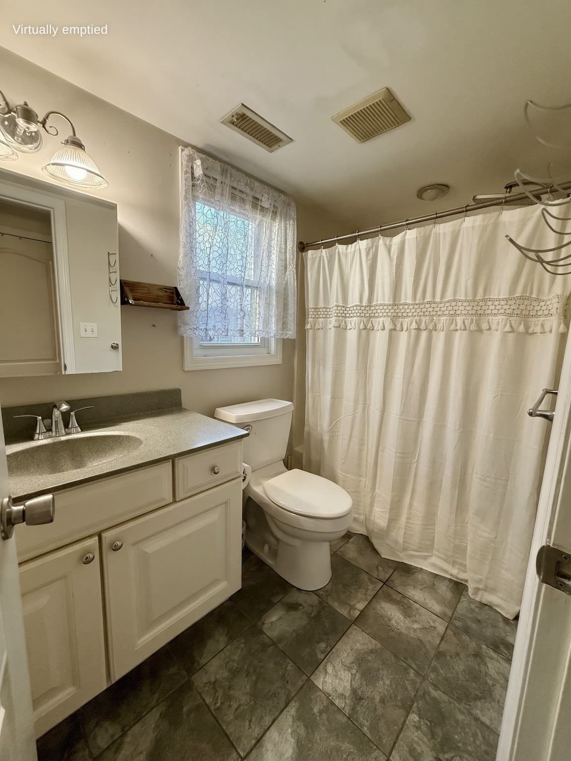 Condominium at 1810 Highland Ave # 4A, Fall River MA 02720, photo 8 of 32