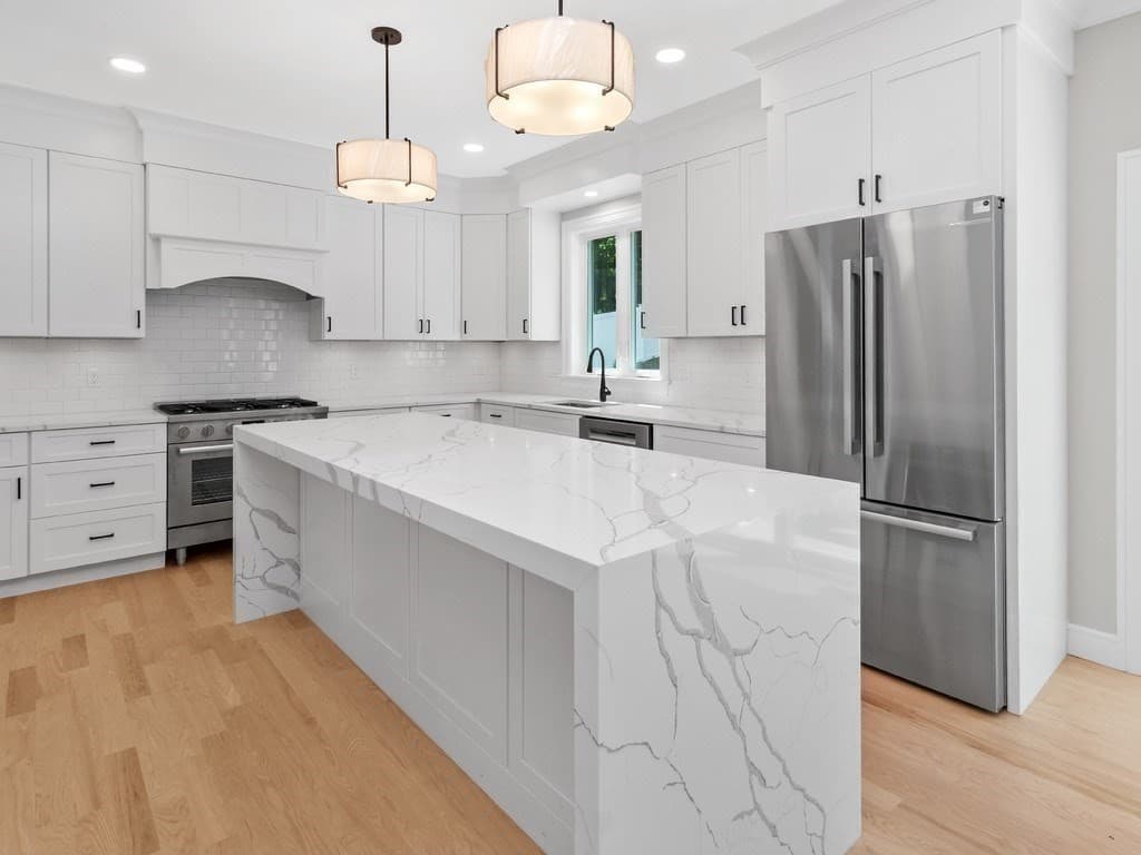 113 Warwick Avenue, Waltham MA 02452 photo 5
