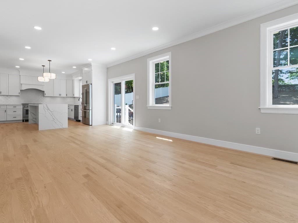 113 Warwick Avenue, Waltham MA 02452 photo 11