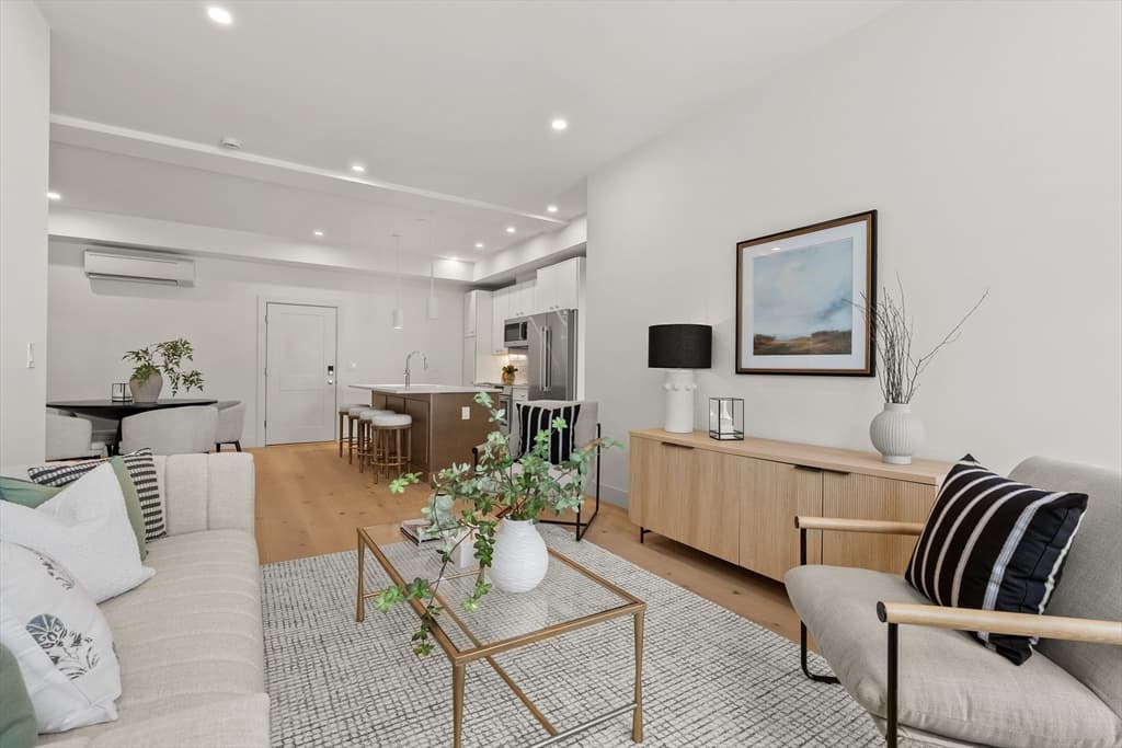 105 Sea Street # 302, Quincy MA 02169 photo 3