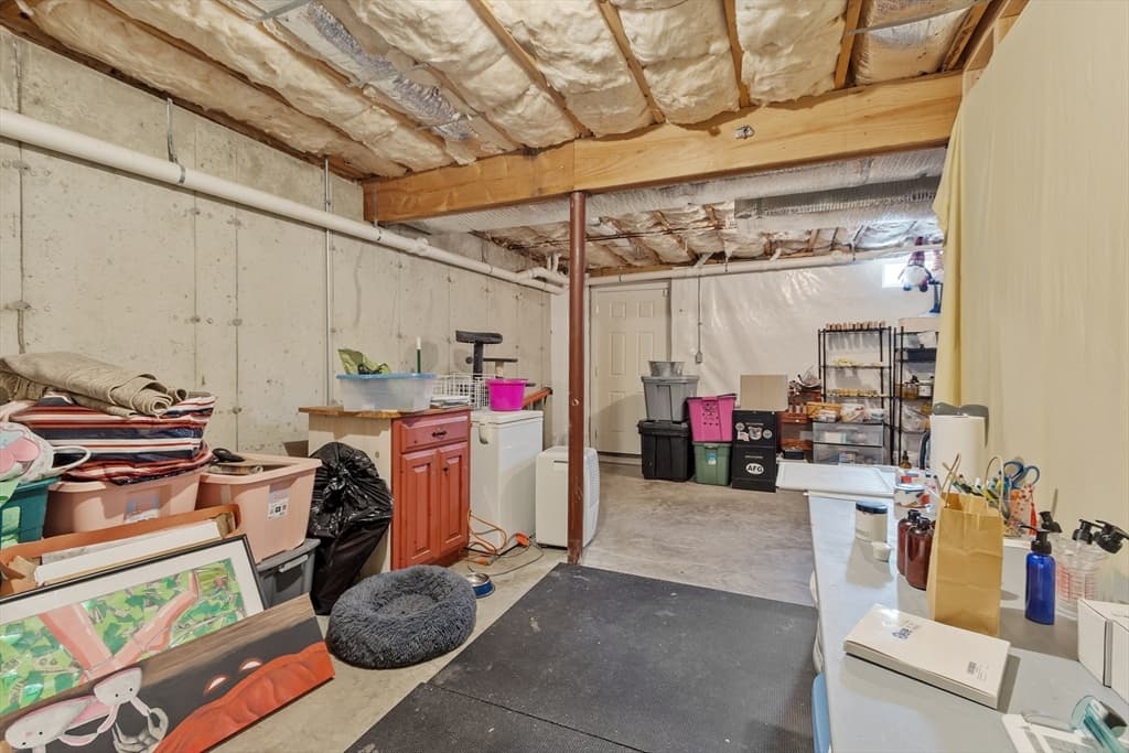 Single Family Residence at 13 Ballard Ct, Leominster MA 01453, photo 22 of 38