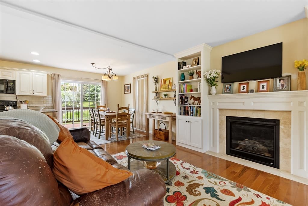 Single Family Residence at 13 Ballard Ct, Leominster MA 01453, photo 28 of 38