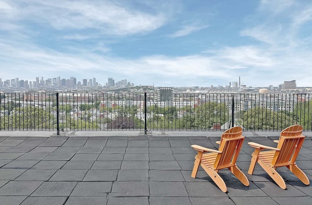 Condominium at 44 Lafayette Ave # 503, Chelsea MA 02150, Chelsea, photo 9 of 11