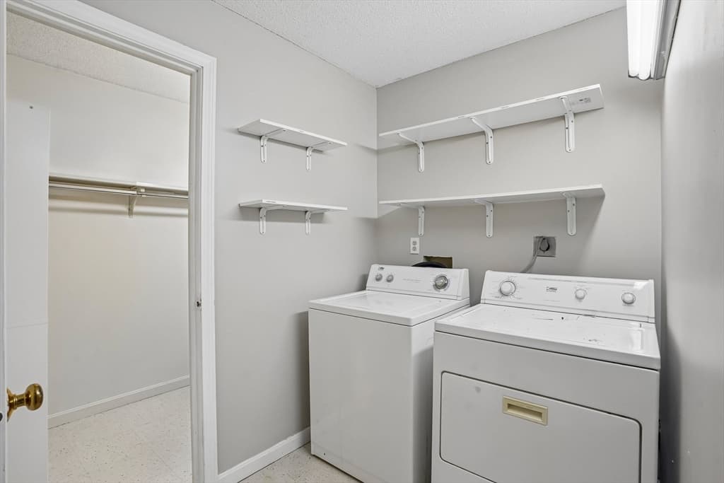 Condominium at 10 Rutledge St # 2H, Worcester MA 01604, photo 9 of 11