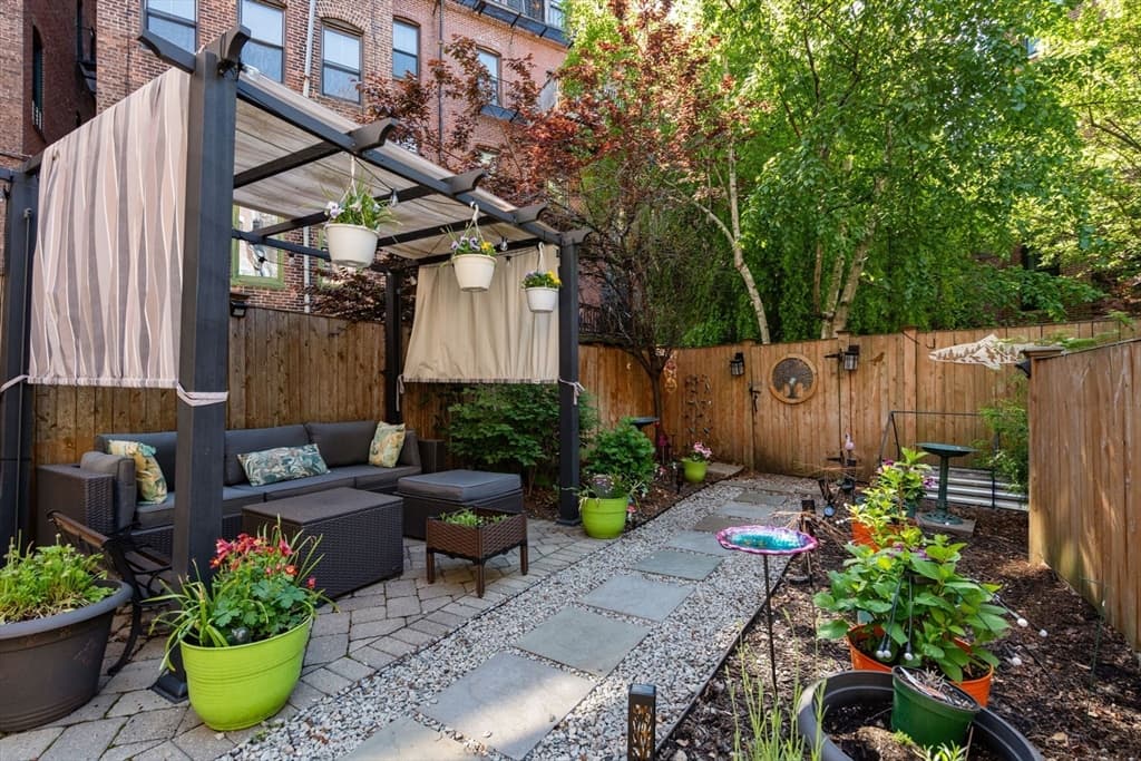 Condominium at 290 Columbus Ave # 1, Boston MA 02116, photo 2 of 18