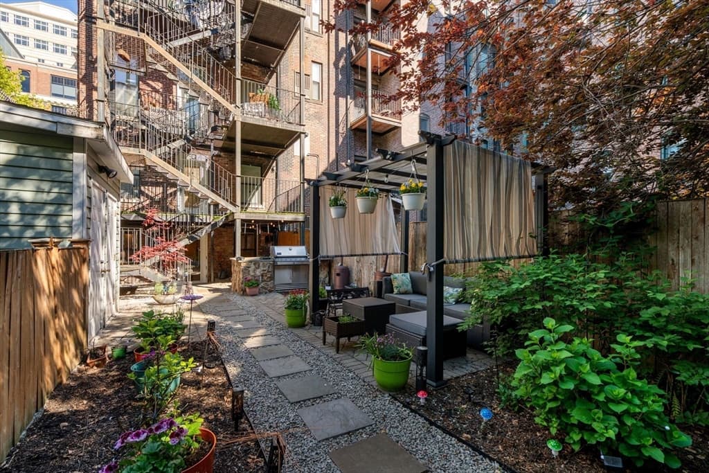 Condominium at 290 Columbus Ave # 1, Boston MA 02116, photo 4 of 18