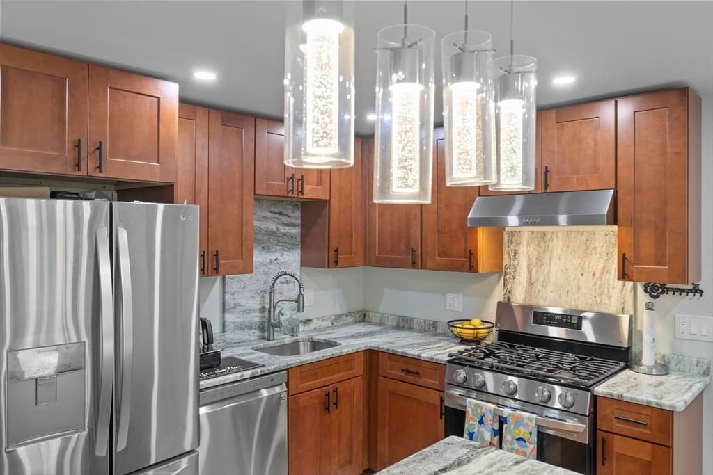 6 Nelly St # 3, Wakefield MA 01880 photo 2