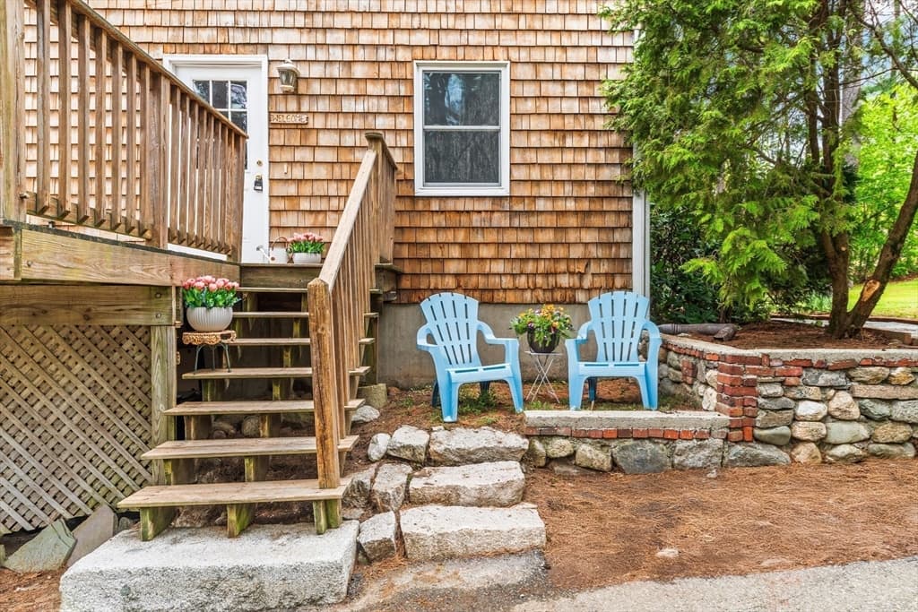 7 Sharon Ave, Norfolk MA 02056 photo 3