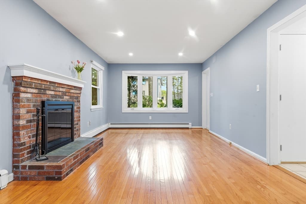 7 Sharon Ave, Norfolk MA 02056 photo 9
