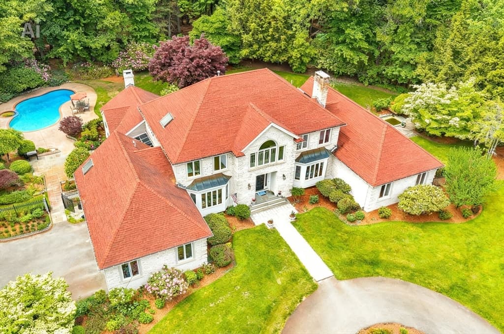 784 Strawberry Hill Rd, Concord MA 01742 photo 2