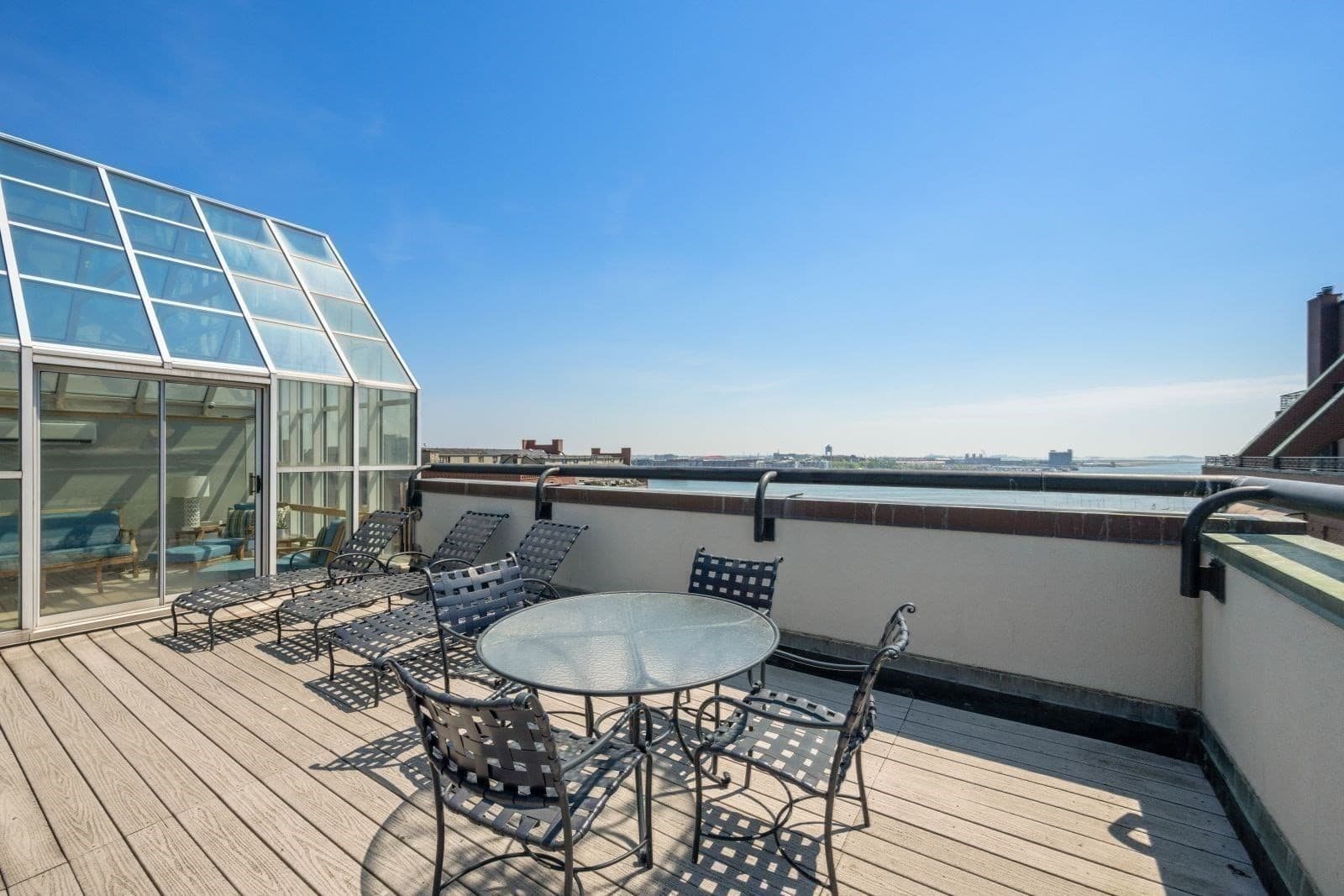 Condominium at 350 North Street # 403, Boston MA 02109, photo 23 of 31