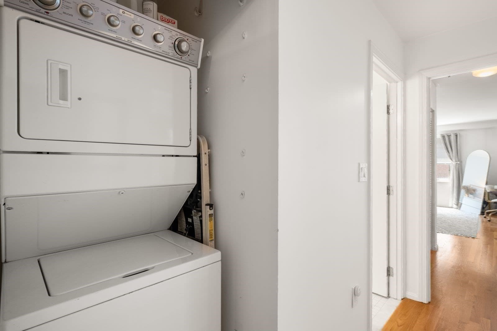 Condominium at 350 North Street # 403, Boston MA 02109, photo 16 of 31