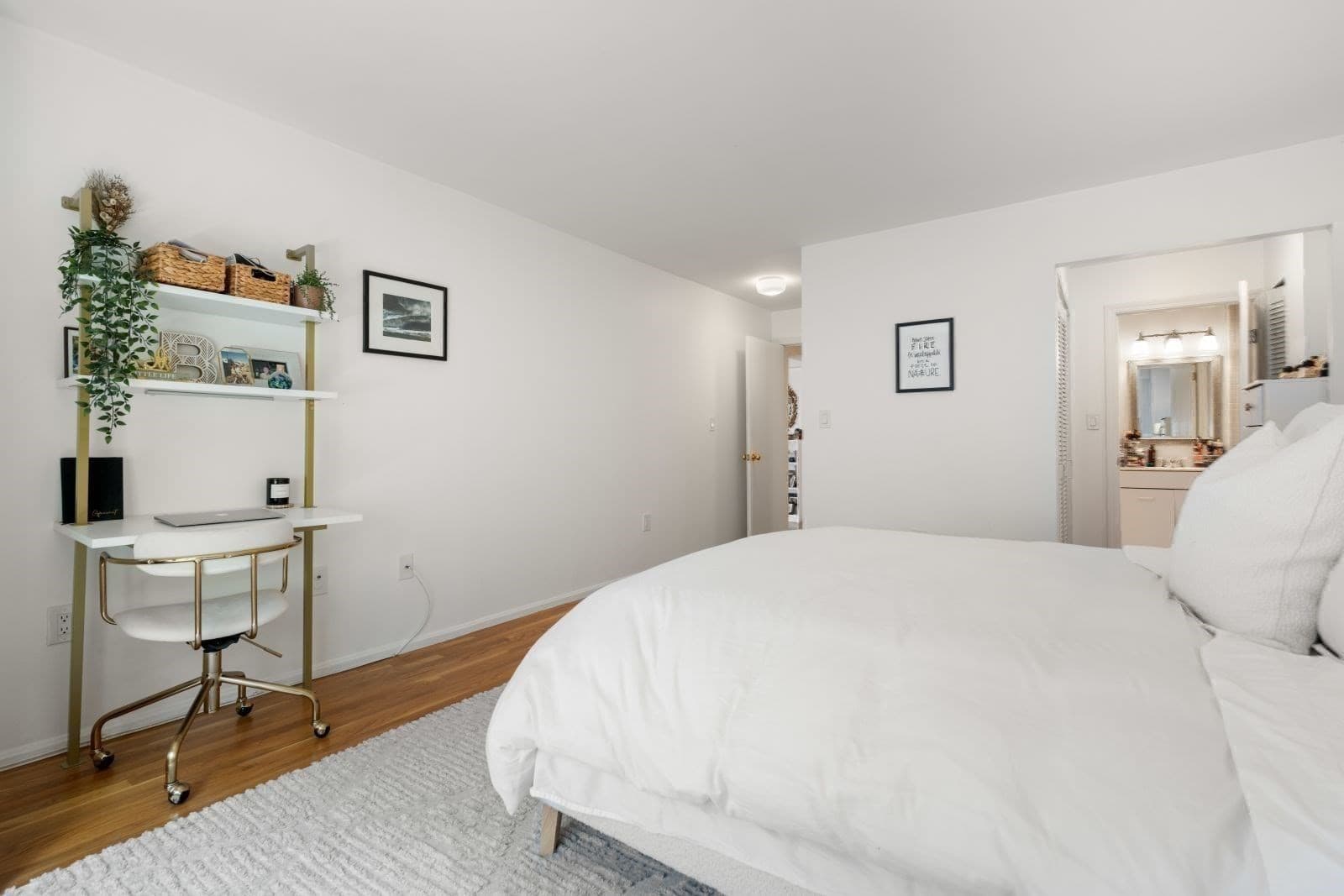 Condominium at 350 North Street # 403, Boston MA 02109, photo 12 of 31