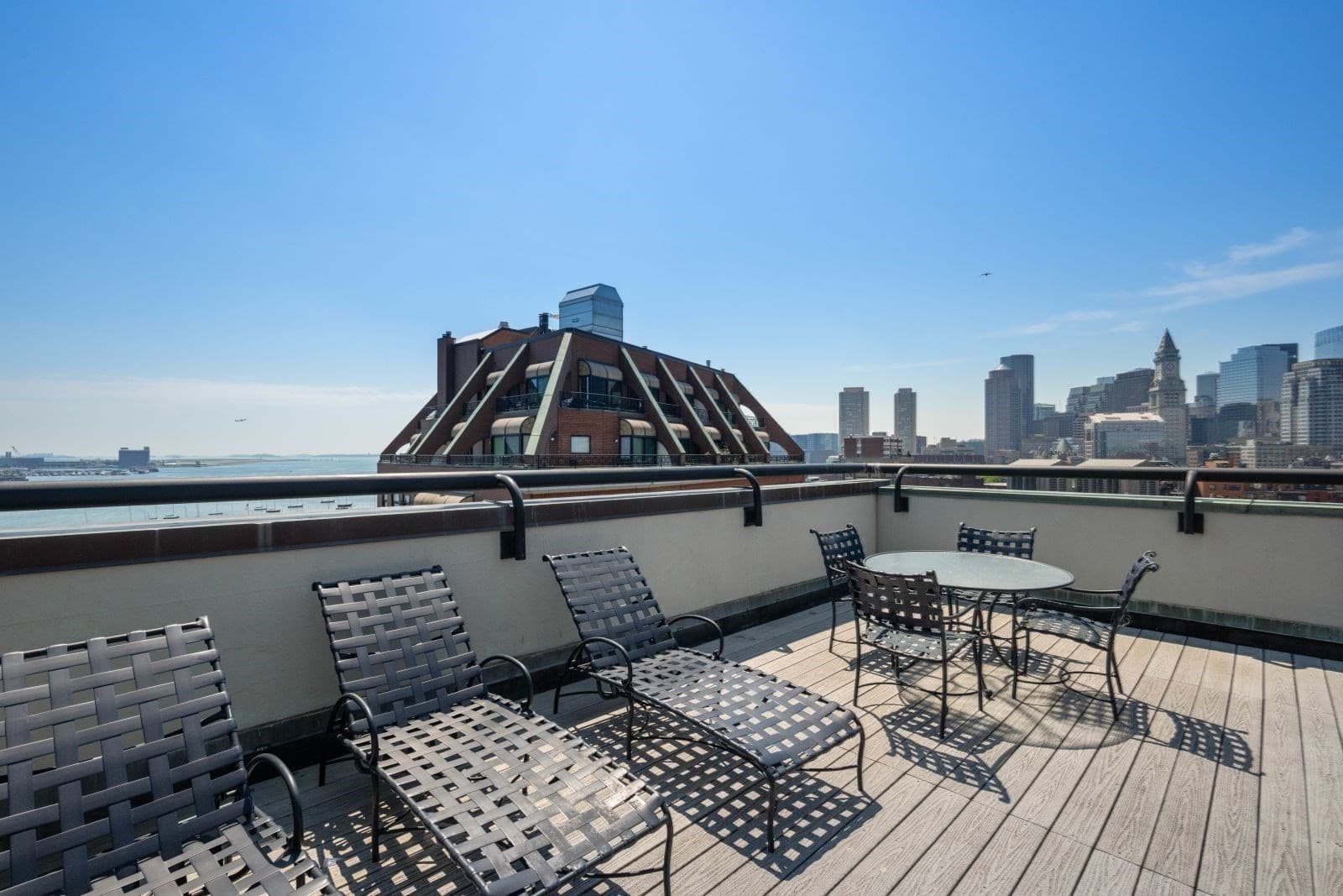 Condominium at 350 North Street # 403, Boston MA 02109, photo 24 of 31