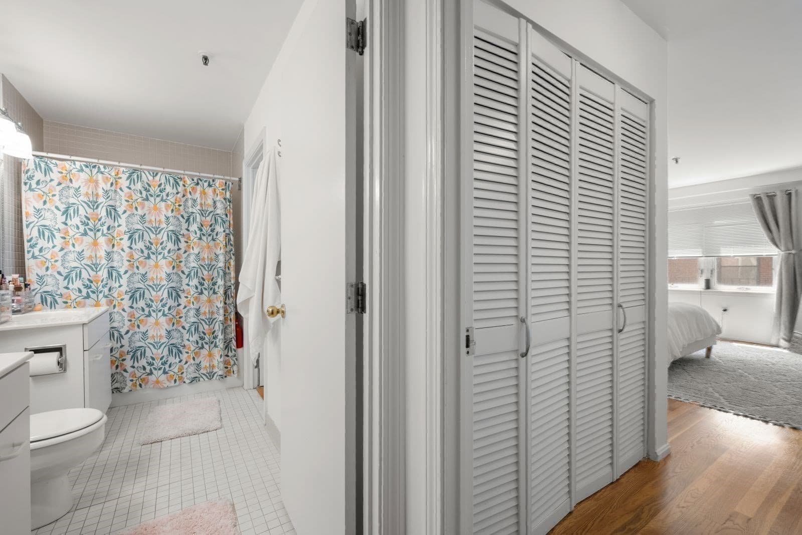 Condominium at 350 North Street # 403, Boston MA 02109, photo 14 of 31