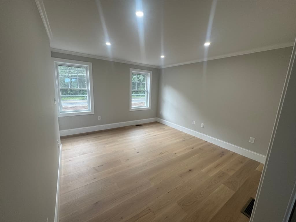129 Old Westford Rd, Chelmsford MA 01824 photo 13