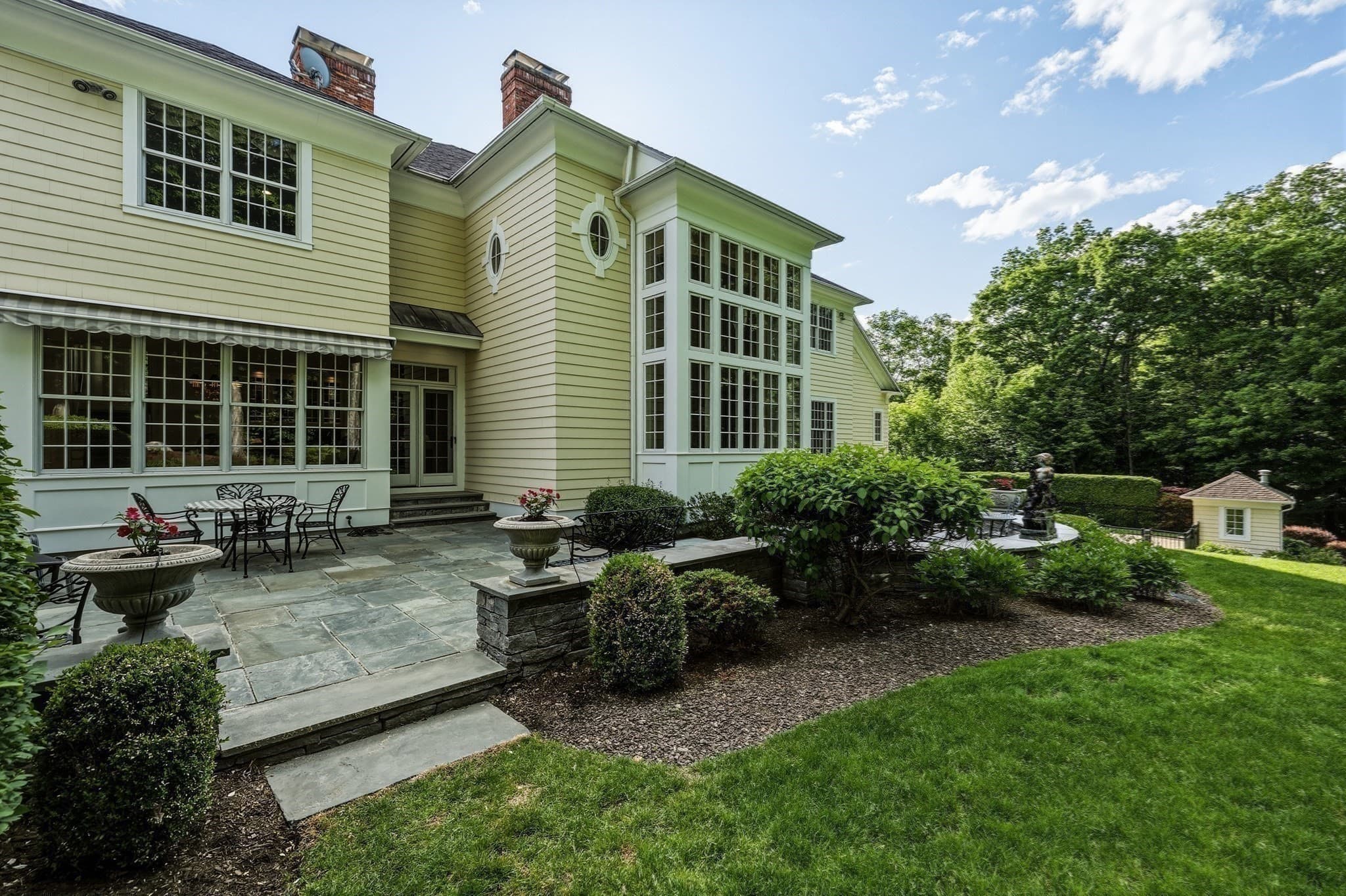 Single Family Residence at 6 Hilltop Park, Wilbraham MA 01095, photo 12 of 42