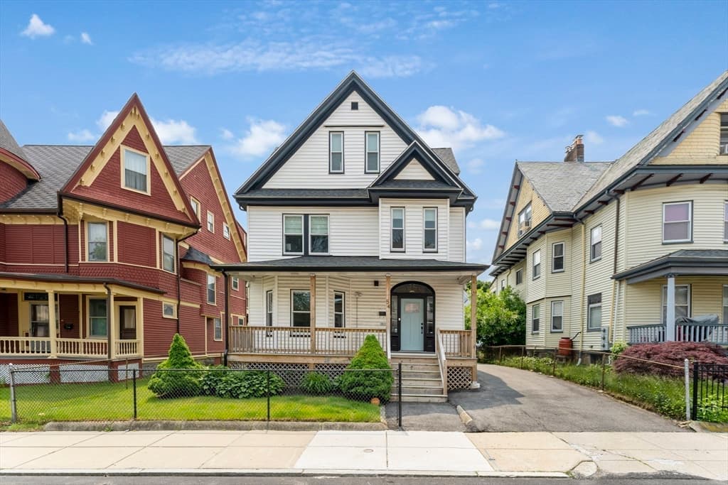 54 Bloomfield St # 1, Boston MA 02124