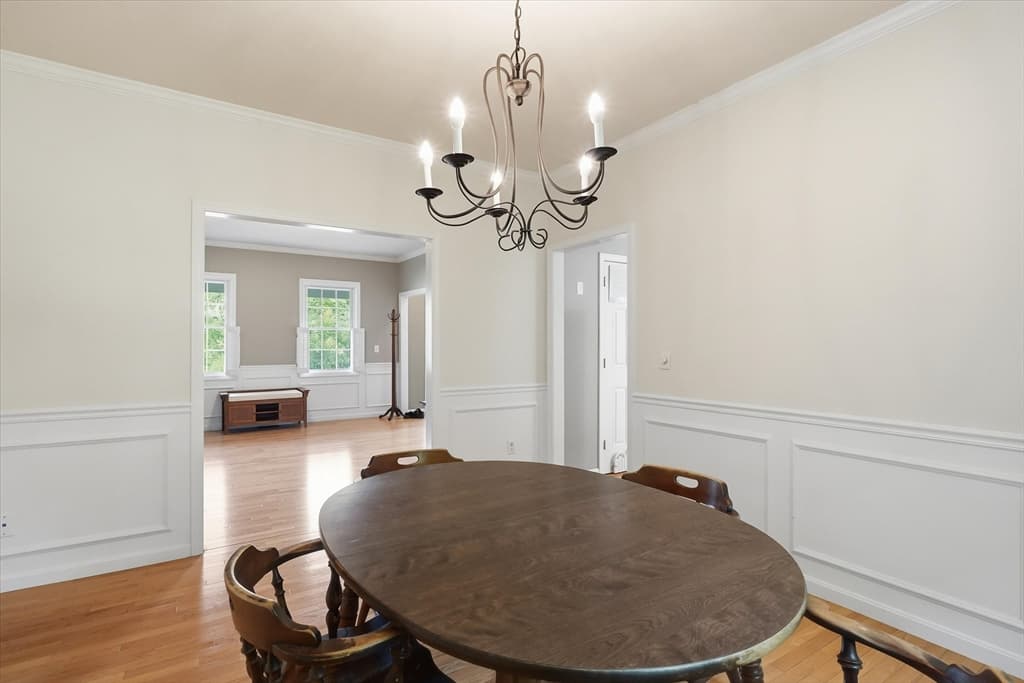 Single Family Residence at 206 Washington St, Northbridge MA 01534, Northbridge, photo 6 of 40