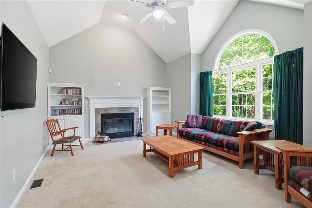 Single Family Residence at 206 Washington St, Northbridge MA 01534, Northbridge, photo 14 of 40