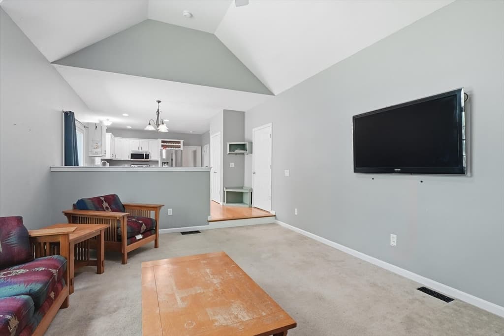 Single Family Residence at 206 Washington St, Northbridge MA 01534, Northbridge, photo 15 of 40