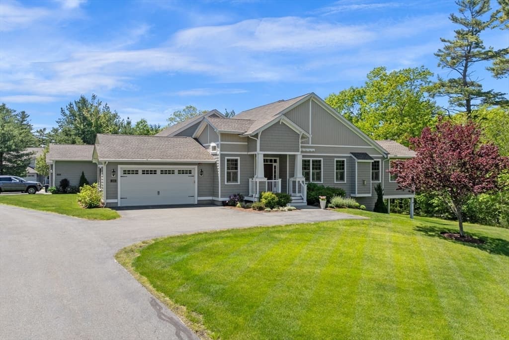 28 Kennedy Rd # B, Gloucester MA 01930 photo 2