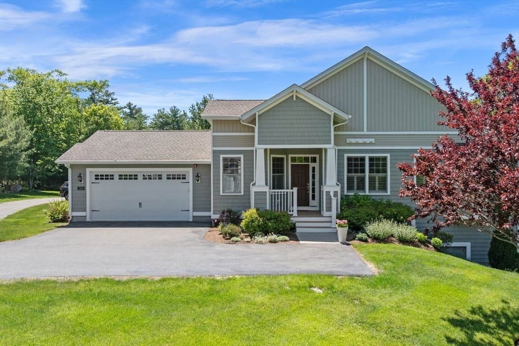 28 Kennedy Rd # B, Gloucester MA 01930