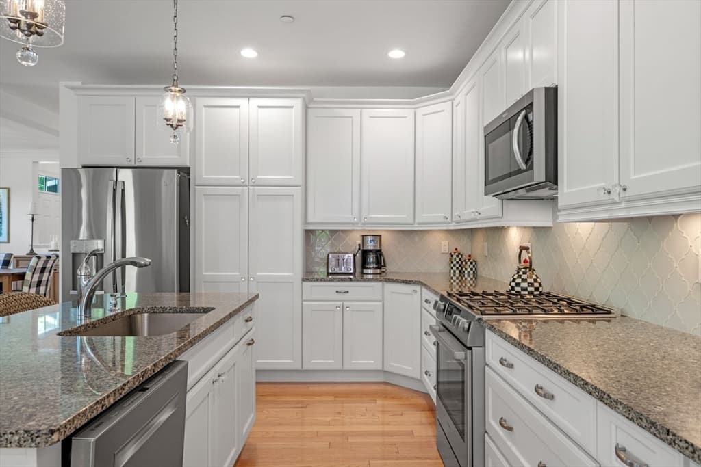 28 Kennedy Rd # B, Gloucester MA 01930 photo 10