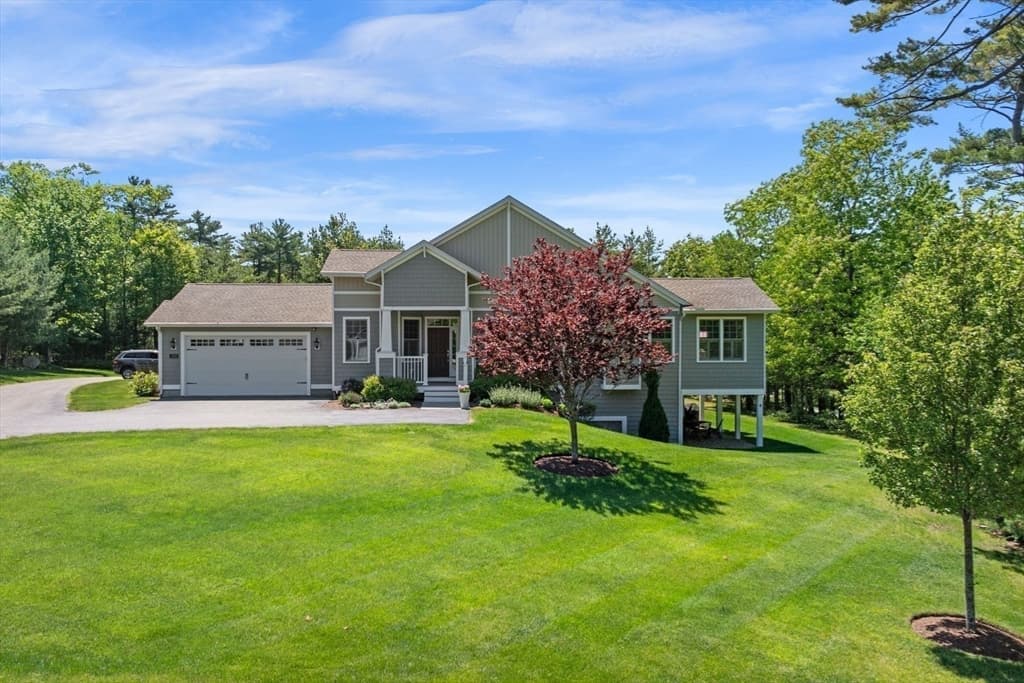 28 Kennedy Rd # B, Gloucester MA 01930 photo 4