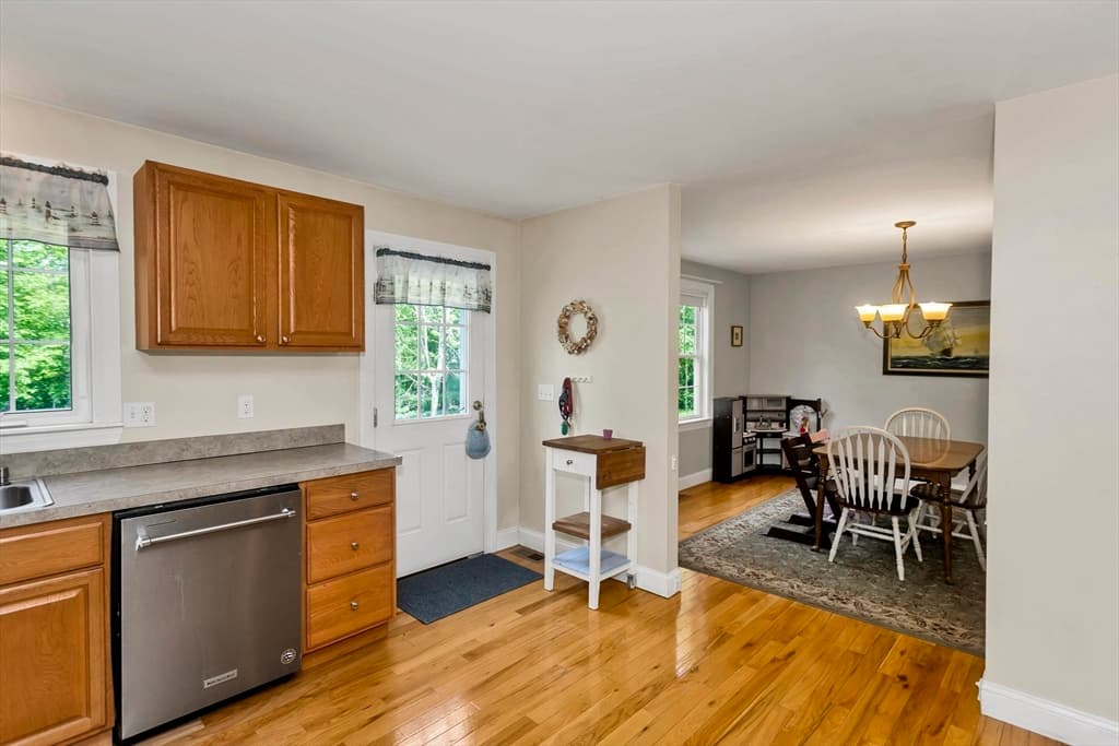 28 Sullivan Blvd # A, Oxford MA 01540 photo 12