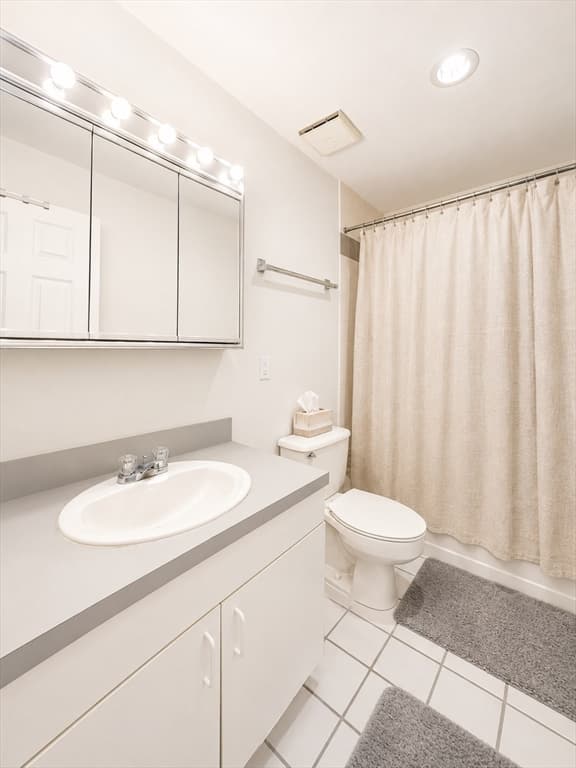 Condominium at 59 Brainerd Rd # 604, Boston MA 02134, photo 6 of 7