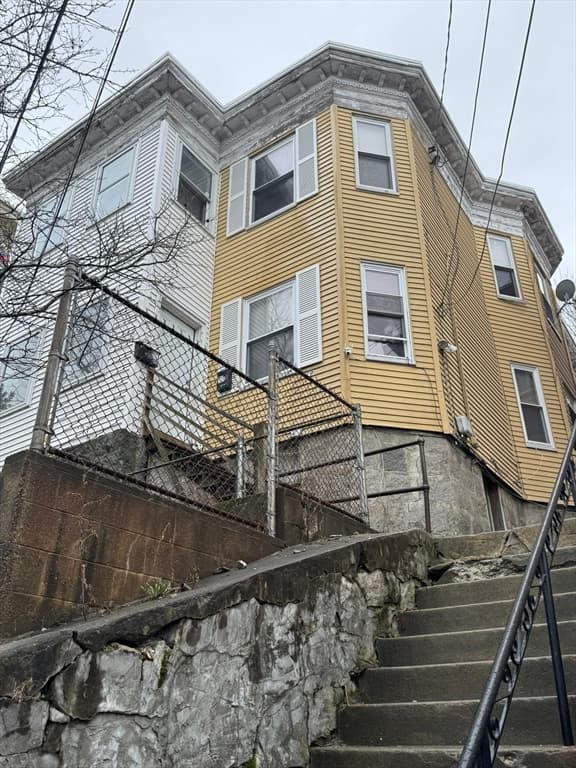 79 Grove, Chelsea MA 02150