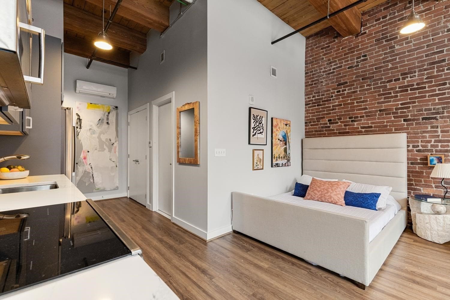 Condominium at 63 Melcher St. # 301, Boston MA 02210, photo 8 of 18