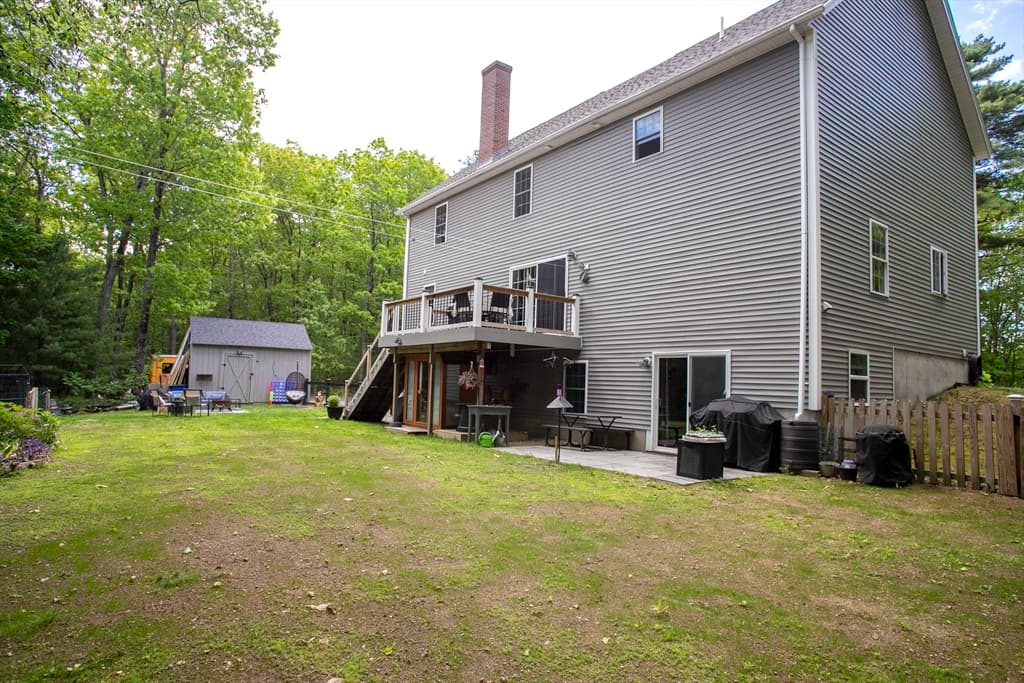 Single Family Residence at 22 Lafayette Rd, Templeton MA 01468, Templeton, photo 6 of 42