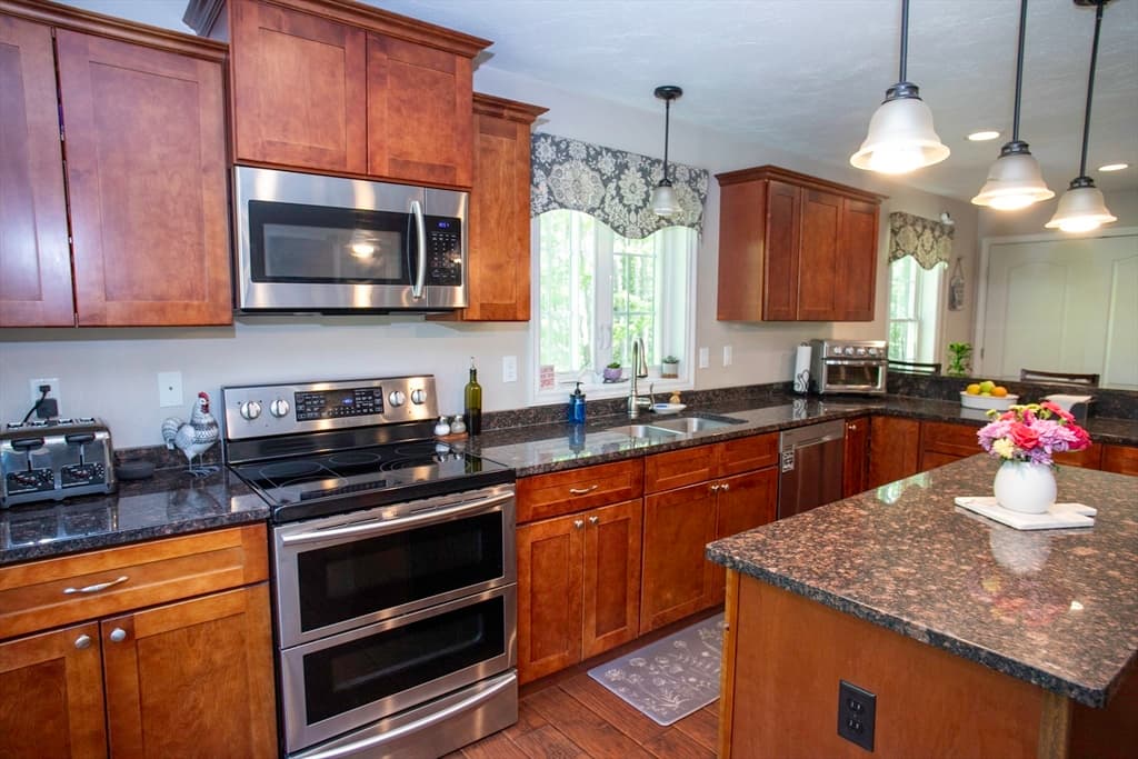 Single Family Residence at 22 Lafayette Rd, Templeton MA 01468, Templeton, photo 20 of 42