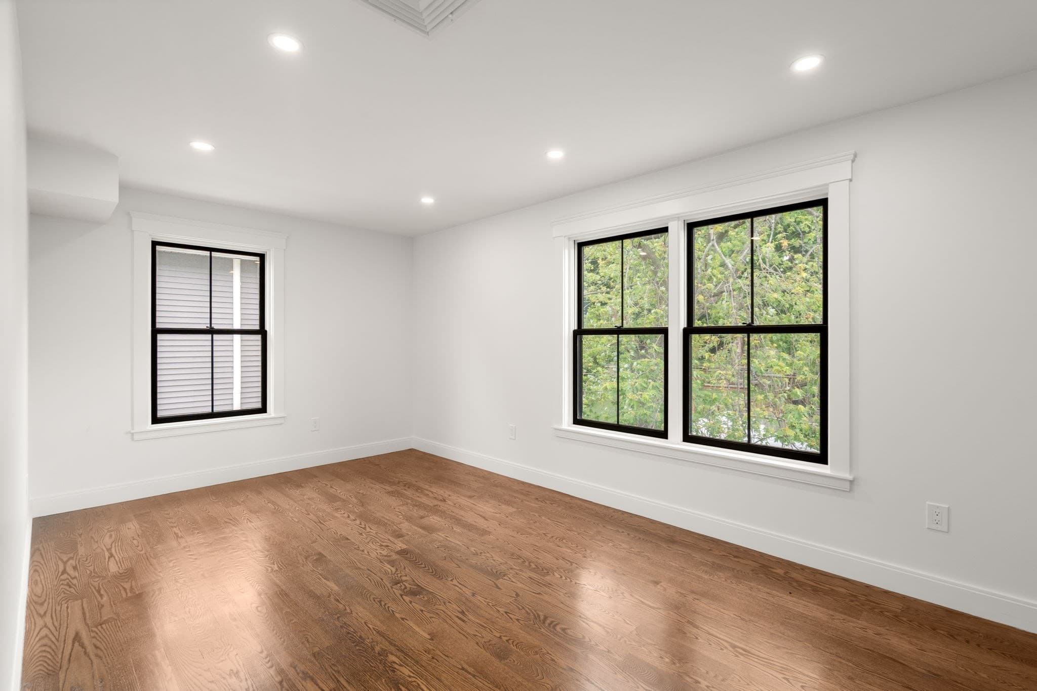 Single Family Residence at 145 Dorchester St, Quincy MA 02171, Quincy, photo 12 of 30