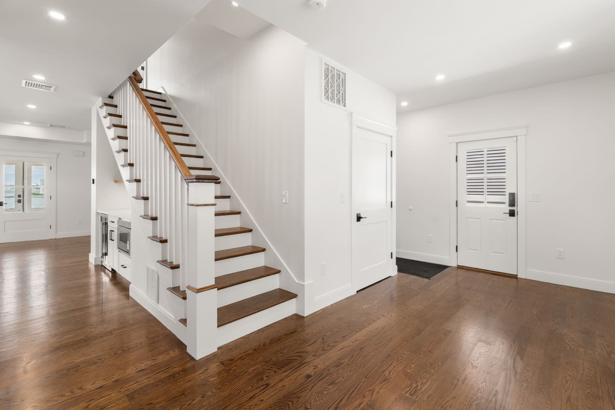 Single Family Residence at 145 Dorchester St, Quincy MA 02171, Quincy, photo 7 of 30