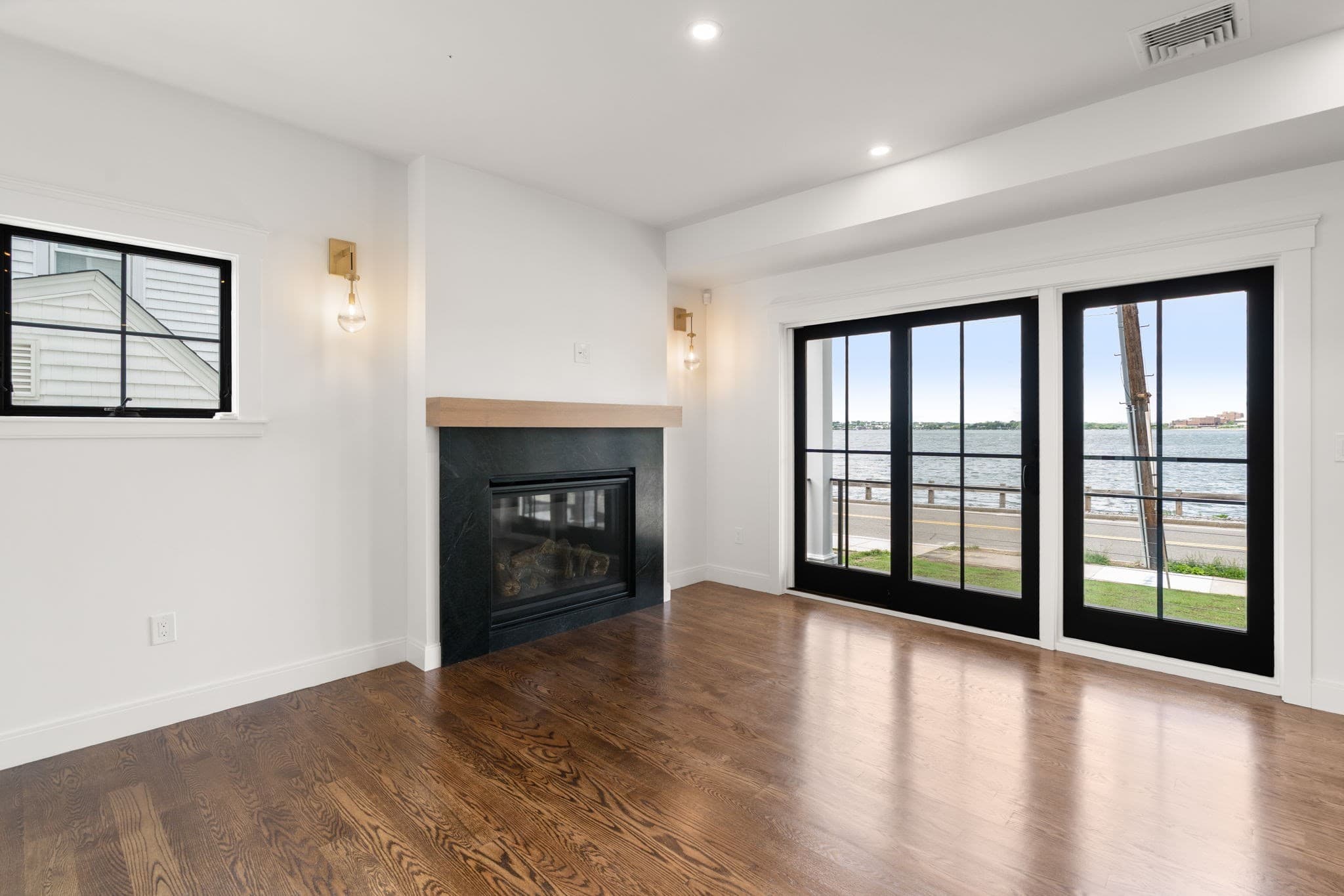 Single Family Residence at 145 Dorchester St, Quincy MA 02171, Quincy, photo 5 of 30