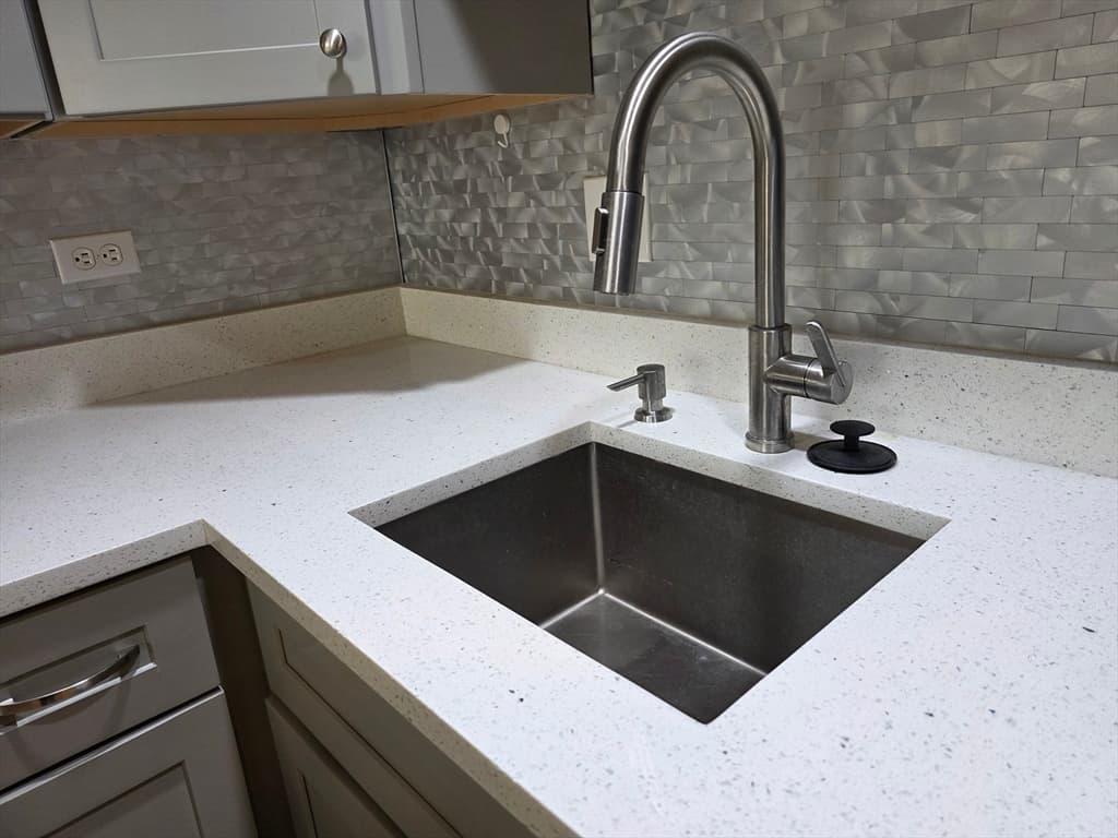 70 Southbridge St # 811, Worcester MA 01608 photo 2
