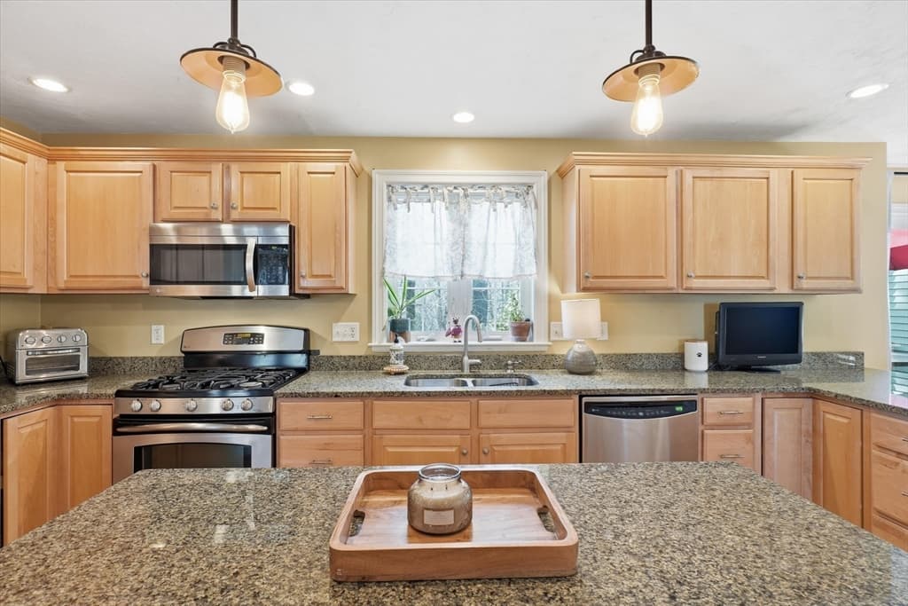 10 Rolling Meadows, Haverhill MA 01832 photo 6