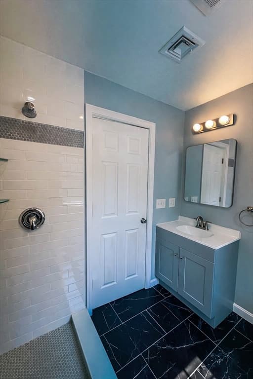 Single Family Residence at 14 Hillside Rd, Northborough MA 01532, Northborough, photo 12 of 13
